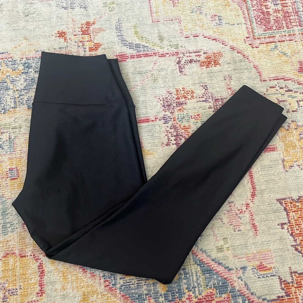 Alo High-Waist Airlift Legging